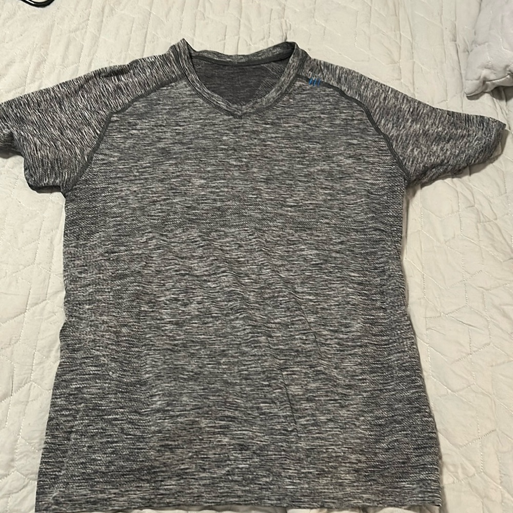 Lululemon shirt